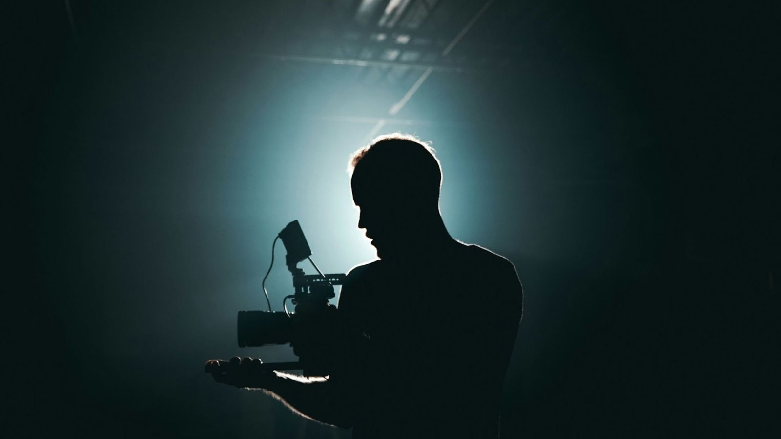 Why Is Lighting Important in Film? Full Guide