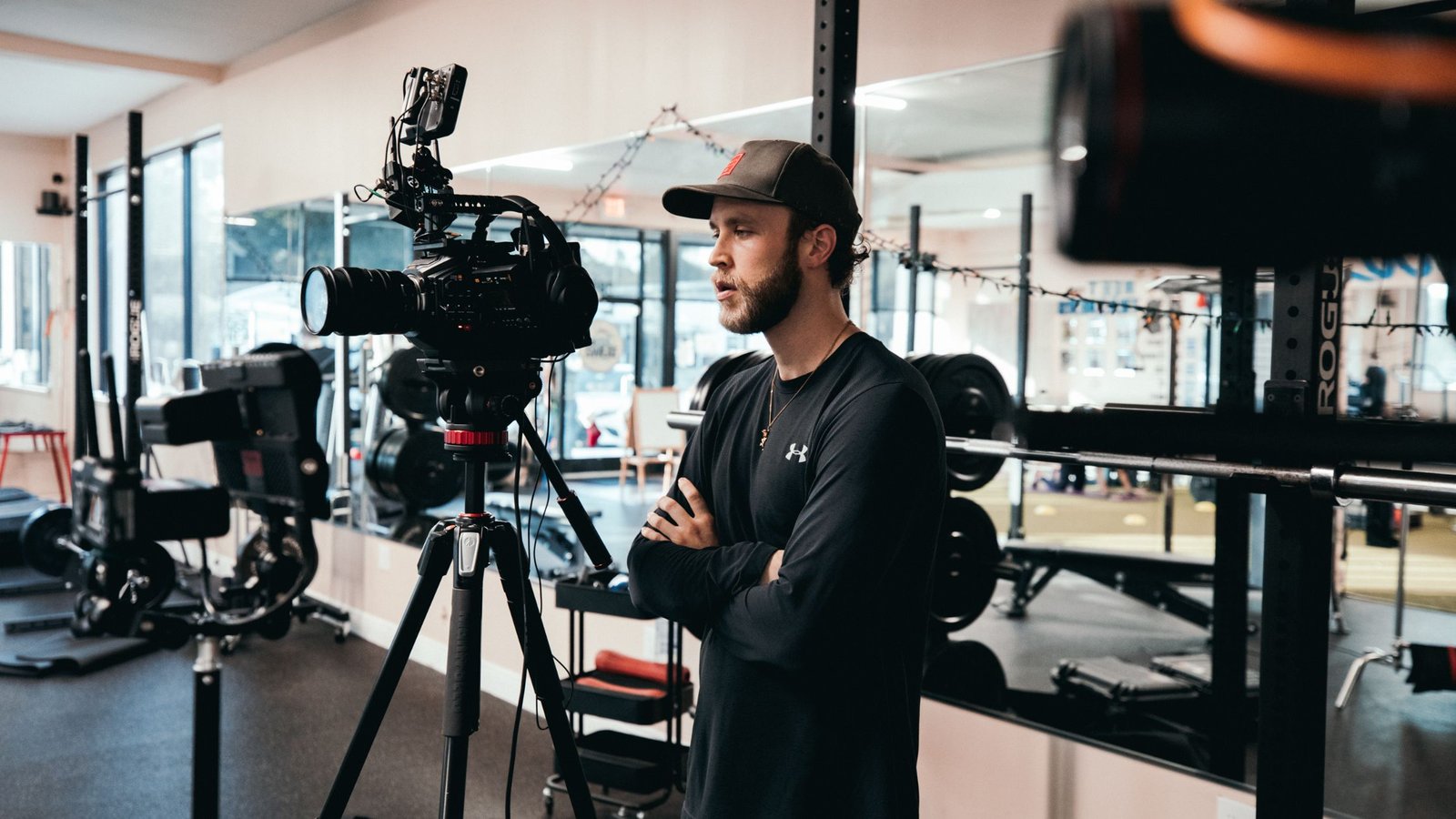 what does an executive producer do​